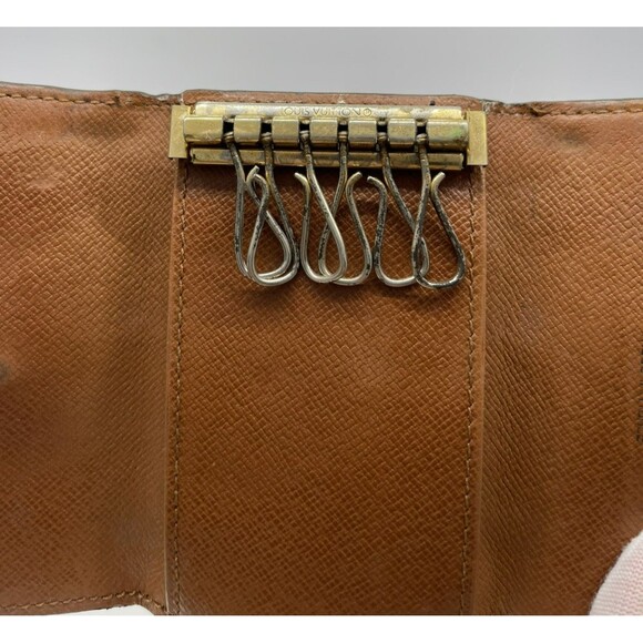 6 Key Holder Monogram - Women - Small Leather Goods | LOUIS  Louis Vuitton Monogram Multicles 6 Ring Key Case Brown/50